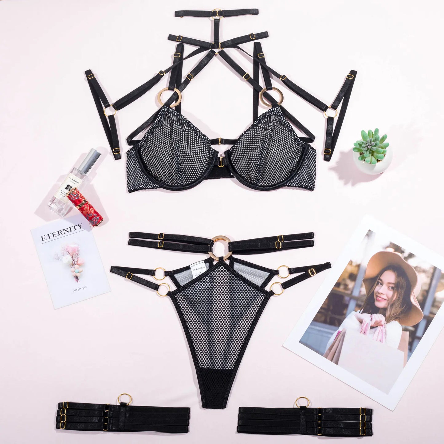 Mesh Women's Lingerie Set (5 Pieces)